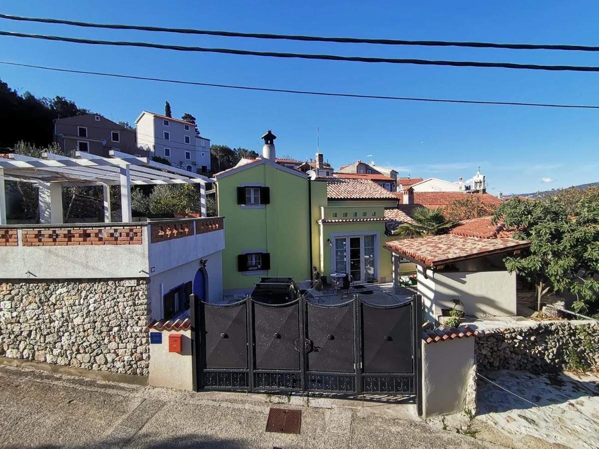 House Valun 42 Apartment Exterior photo
